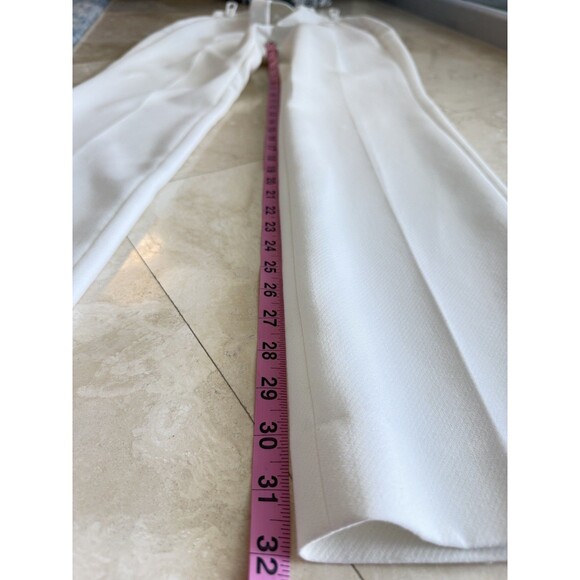 🤍 White House Black Market Winter White Flat-Front Dress Pants – Size 8 - Picture 8 of 8